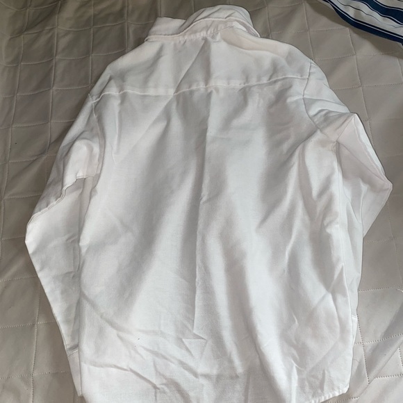 Button down - Picture 2 of 3